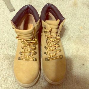 Espirit boots